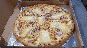 Pizza traditionnelle PizzaL La Tiflette